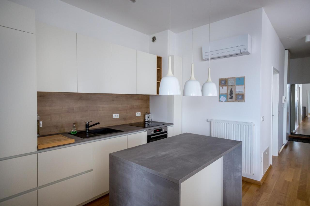 Auredius Deluxe Sea Apartment Κόπερ Εξωτερικό φωτογραφία